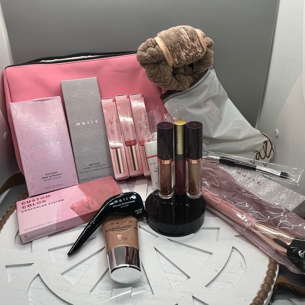 Mally Beauty Concealer and Lip Collection in Pink and Nude